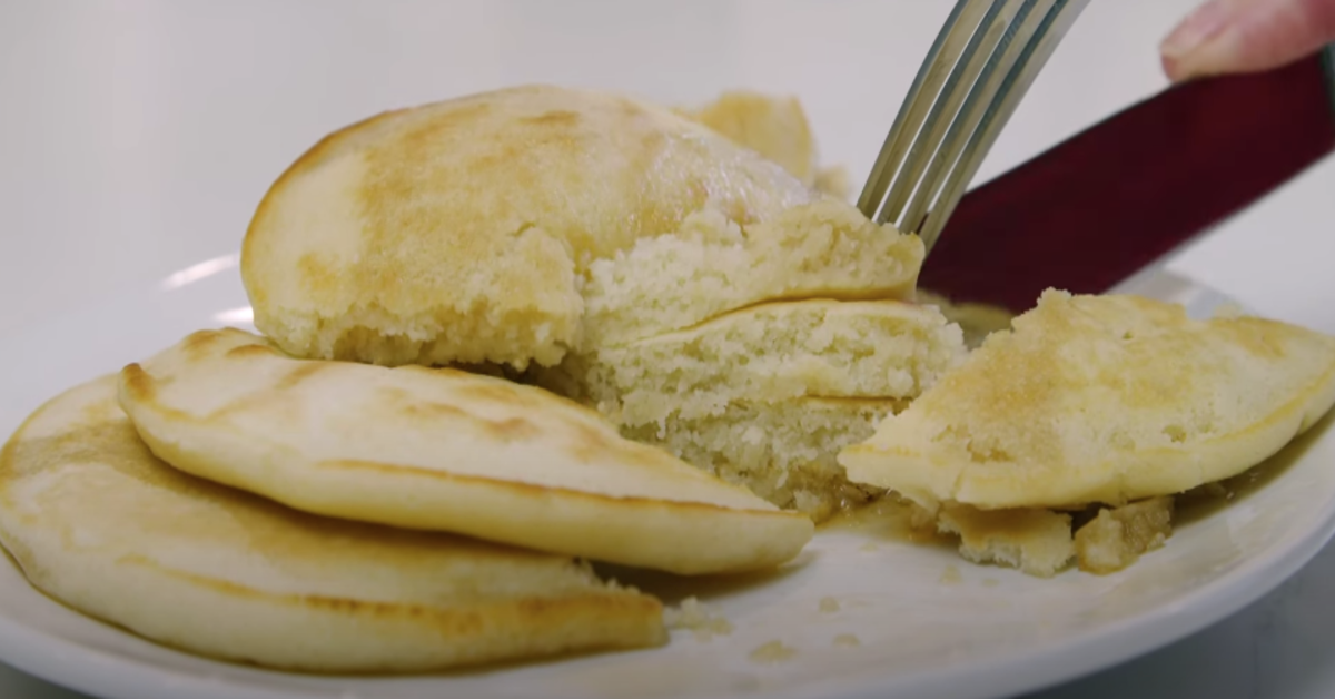 HOW TO COOK PANCAKES WITHOUT MILK? - Mama Cookbook